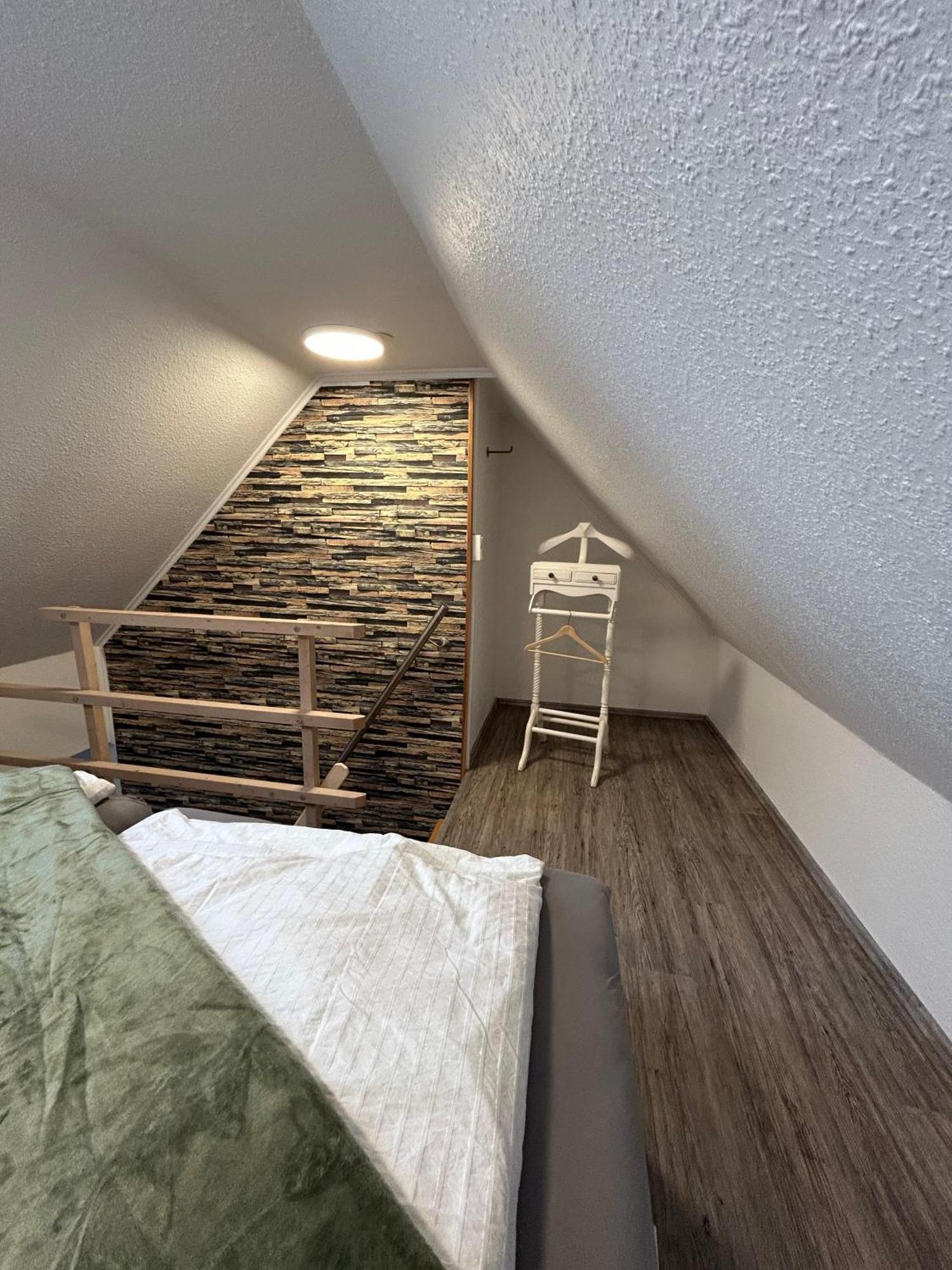 Gemuetliche Maisonette-Wohnung In Sankt Augustin Menden Exterior foto